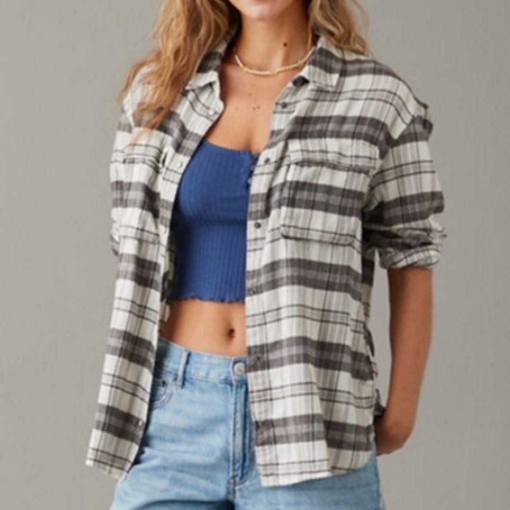 American Eagle Wmn S Plaid Oversized Pearl Snap Seriously Lived-In Flannel Shirt